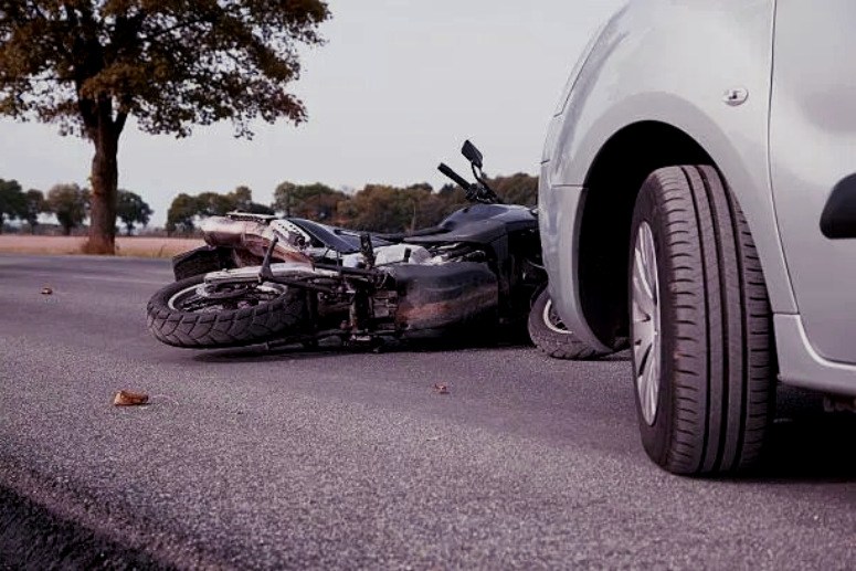 A car crash into motorcycle